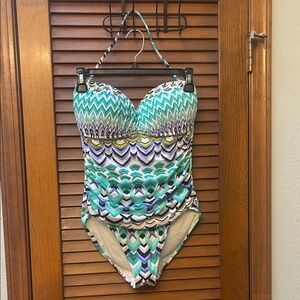La Blanca one piece swimsuit size 8